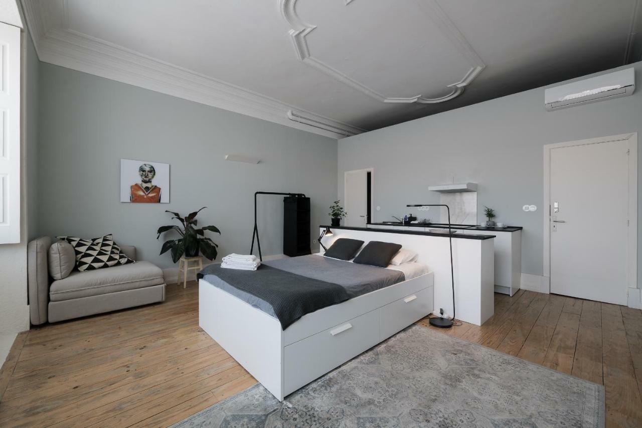 Baixa24 •P2R• Bright Apt In Vibrant Downtown OOporto Exteriör bild